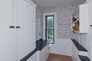 102 Church St, Ware, MA 01082 - Photo 30