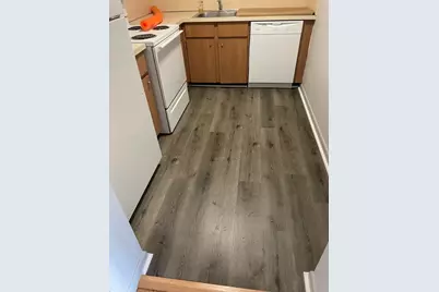 100 Park Terrace Dr #125, Stoneham, MA 02180 - Photo 6