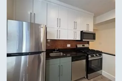 73 Thatcher St #201, Brookline, MA 02446 - Photo 2