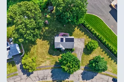 43 Zachary Ln, Agawam, MA 01001 - Photo 4