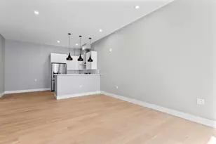 60 Cross St E, Somerville, MA 02145 - Photo 6