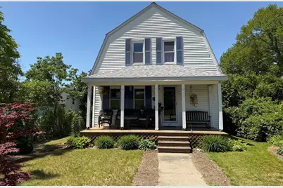 217 Middleboro Road, Freetown, MA 02717 - Photo 2
