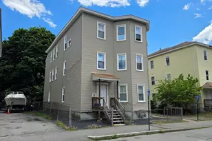 7 Preston St, Worcester, MA 01610 - Photo 2