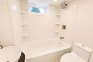 89 Sayles St, Lowell, MA 01851 - Photo 20
