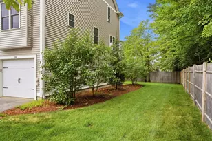 18 Dumaine Ave, Nashua, NH 03063 - Photo 32