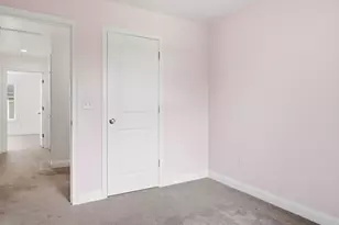 18 Dumaine Ave, Nashua, NH 03063 - Photo 26