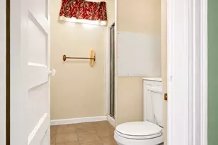 56 Marlborough St, Chelsea, MA 02150 - Photo 14