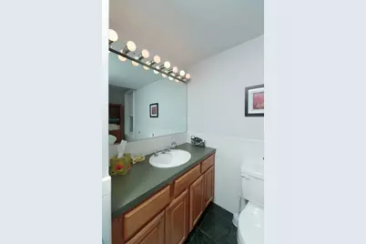 7 Harvard Square #4B, Brookline, MA 02445 - Photo 4