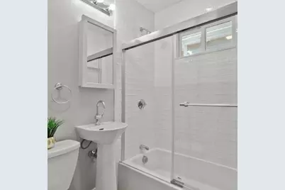 18 Mystic St #2, Medford, MA 02155 - Photo 4