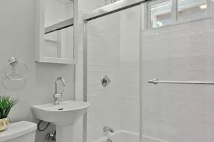 18 Mystic St, Medford, MA 02155 - Photo 4