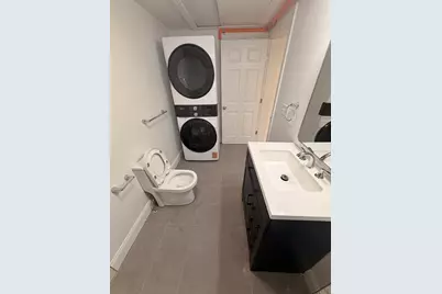 33 Pleasant St #2, Leominster, MA 01453 - Photo 8