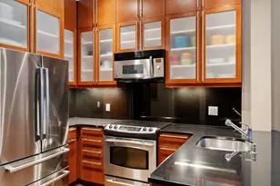 128 Marlborough St, Boston, MA 02116 - Photo 10