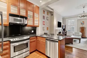 128 Marlborough St, Boston, MA 02116 - Photo 8