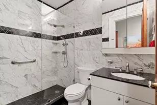 128 Marlborough St, Boston, MA 02116 - Photo 18