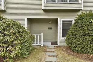 1047 Washington St, Newton, MA 02465 - Photo 20
