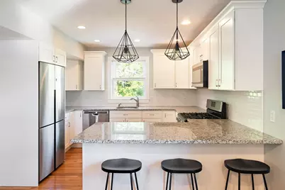 32 Oakland Street #32, Newton, MA 02458 - Photo 2