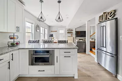 30 Oakland Street #30, Newton, MA 02458 - Photo 4