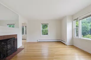 17 Reynolds St, Worcester, MA 01606 - Photo 12