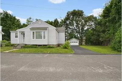 17 Reynolds St, Worcester, MA 01606 - Photo 1