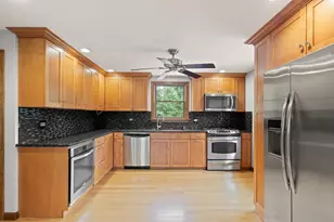 175 Lake Shore Ave, Hamilton, MA 01982 - Photo 8