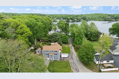 175 Lake Shore Ave, Hamilton, MA 01982 - Photo 2