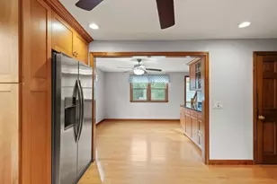 175 Lake Shore Ave, Hamilton, MA 01982 - Photo 10