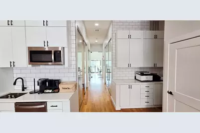 82 Chelsea St #1, Boston, MA 02128 - Photo 4