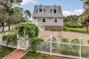 4 Arrowhead Cir, Sandwich, MA 02537 - Photo 6
