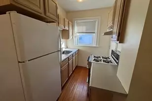 588 Washington St, Brookline, MA 02446 - Photo 2