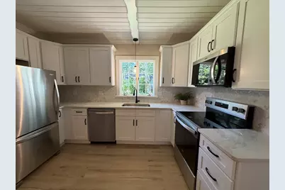 82 Hartwell St, Southbridge, MA 01550 - Photo 4