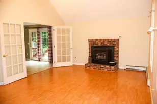 94 Whitins Rd, Sutton, MA 01590 - Photo 10