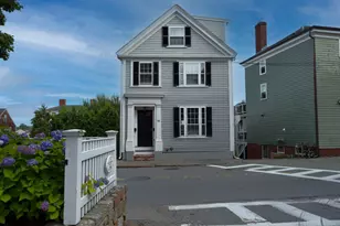 38 Central St, Manchester by the Sea, MA 01944 - Photo 2