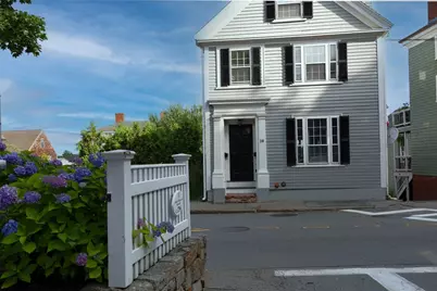 38 Central St #1, Manchester by the Sea, MA 01944 - Photo 2