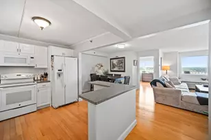200 Cove Way, Quincy, MA 02169 - Photo 8