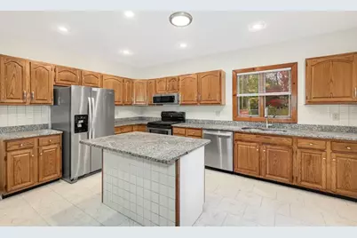 90 East Main #1, Northborough, MA 01532 - Photo 10