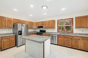 90 East Main, Northborough, MA 01532 - Photo 10