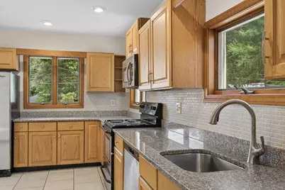 90 East Main #2, Northborough, MA 01532 - Photo 8