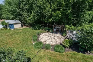 12 Beech Ln, Agawam, MA 01030 - Photo 32