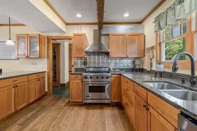 12 Beech Lane, Agawam, MA 01030 - Photo 4