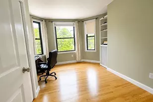 1706 Commonwealth Ave, Boston, MA 02135 - Photo 4