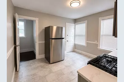 22 Rowell St, Boston, MA 02125 - Photo 6