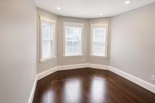 22 Rowell St, Boston, MA 02125 - Photo 8