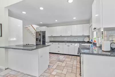 24 Bluff Ave, Mashpee, MA 02649 - Photo 4