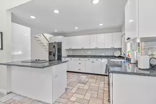 24 Bluff Ave, Mashpee, MA 02649 - Photo 4