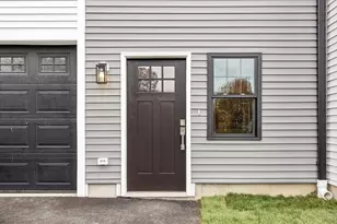 10 Windsor St, Worcester, MA 01605 - Photo 1
