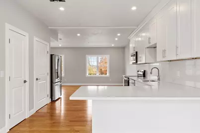 10 Windsor St #1, Worcester, MA 01605 - Photo 8