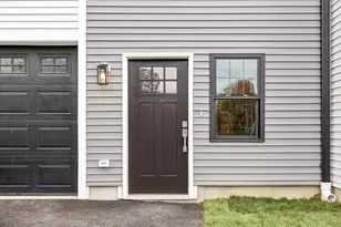 10 Windsor St, Worcester, MA 01605 - Photo 36