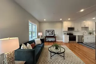 10 Windsor St, Worcester, MA 01605 - Photo 6