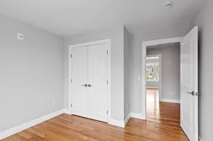 10 Windsor St, Worcester, MA 01605 - Photo 26