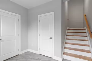 10 Windsor St, Worcester, MA 01605 - Photo 30